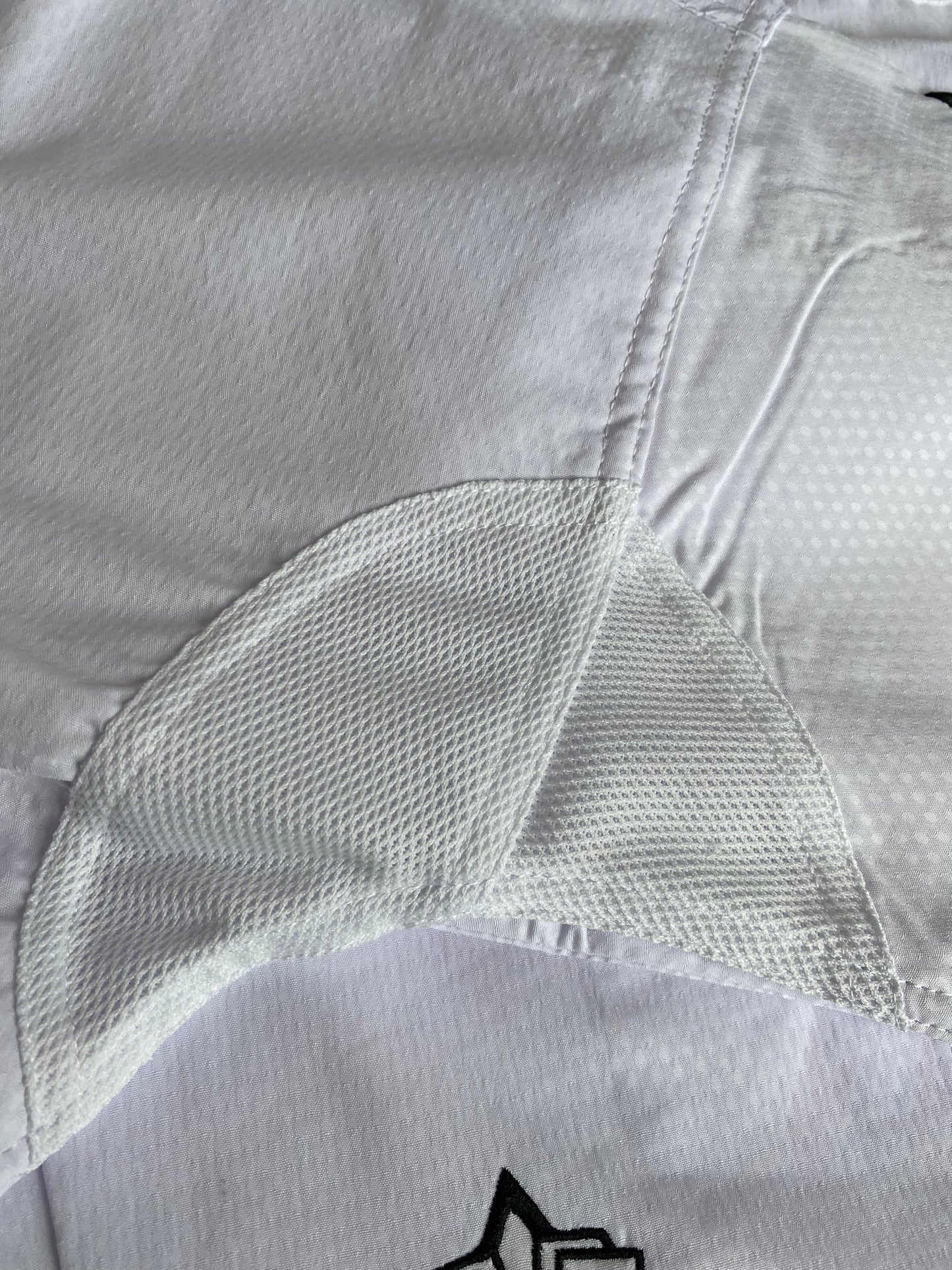 KOFU - Competition Dobok White V-Neck